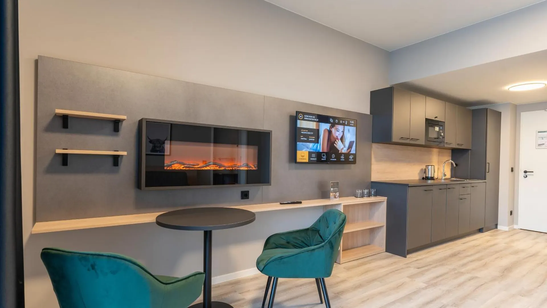 Juststay Muenchen Hotel & Apartments Фатерштеттен